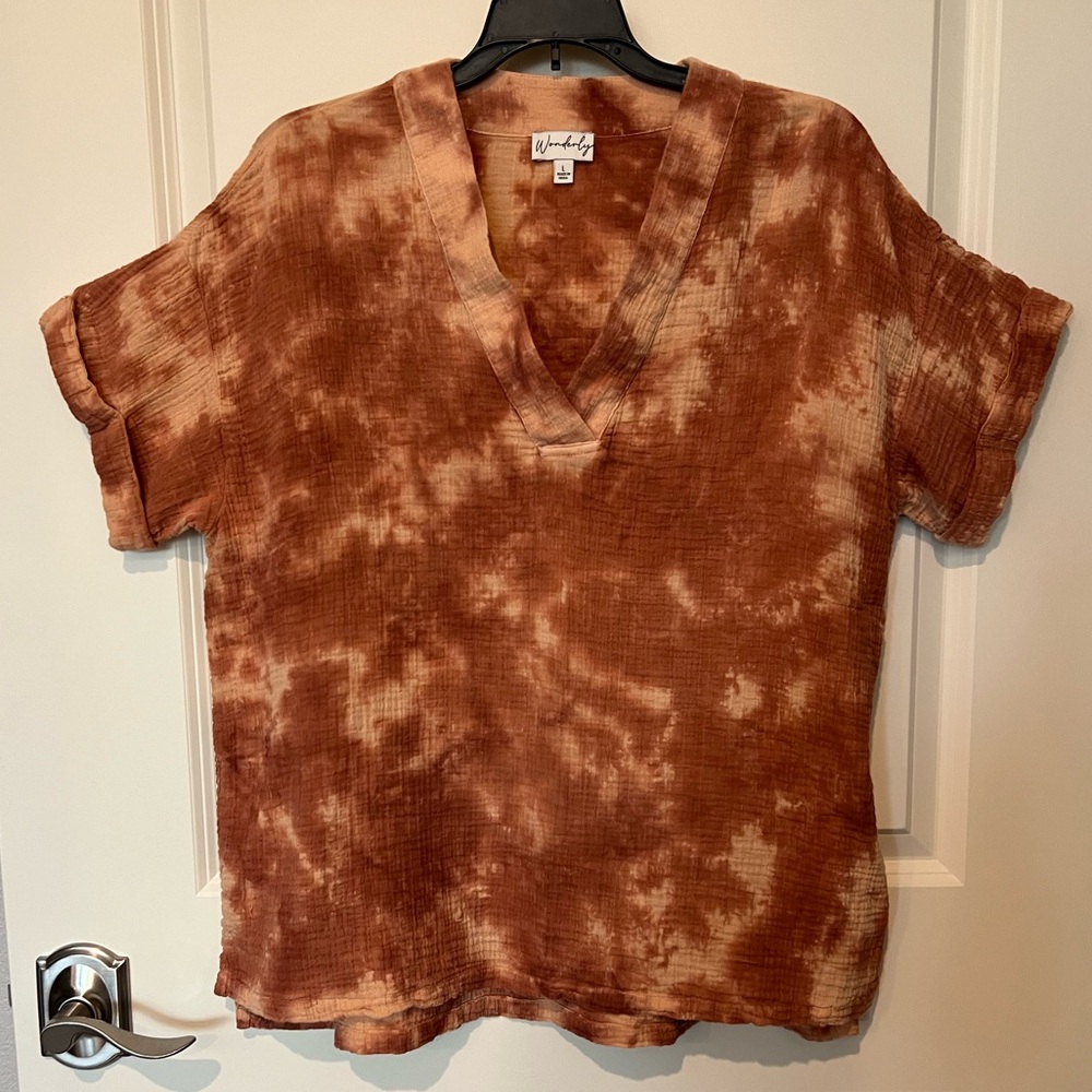 Distressed/Tie Dye Look Gauzy Top